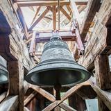 Imagen: El campanario de la iglesia de Santa Catalina en Tenczynek
